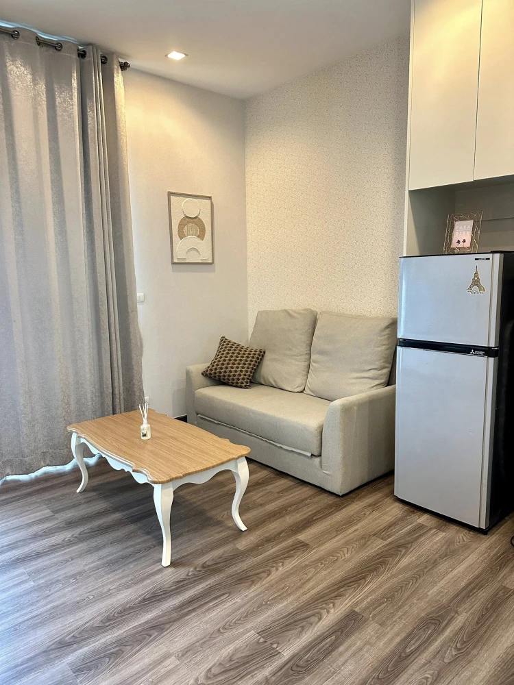 For rent!! Condo Q Asoke, 22nd floor, fully furnished, move in immediately. Book now, don't miss out!!