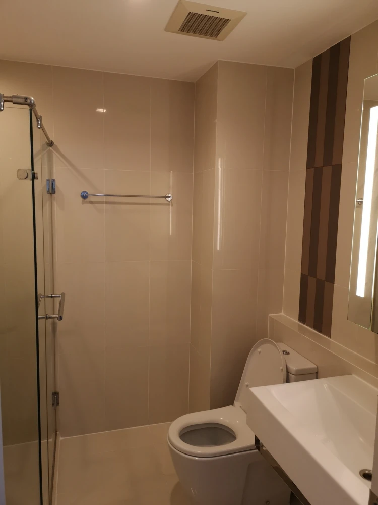 For rent!! Condo Q House Sukhumvit 79, good location, convenient transportation, hurry up and book now, don't miss it!!