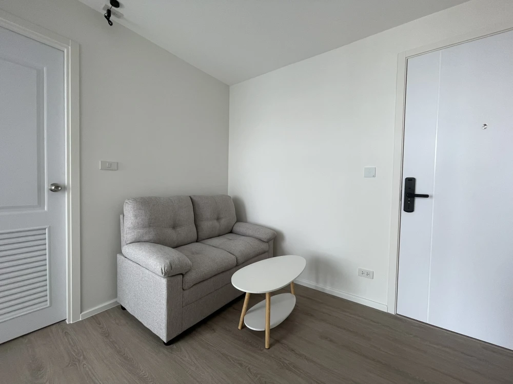 Condo for rent, Chateau In Town Ratchayothin. Ready to move in, fully furnished with appliances. Book yours today! Don't miss out!