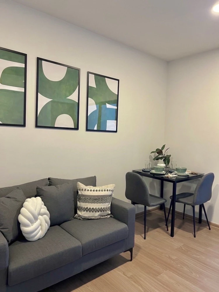 Condo for rent, Chewathai Pinklao, furnished room, ready to move in, complete with furniture and electrical appliances. If you don't reserve, you'll r