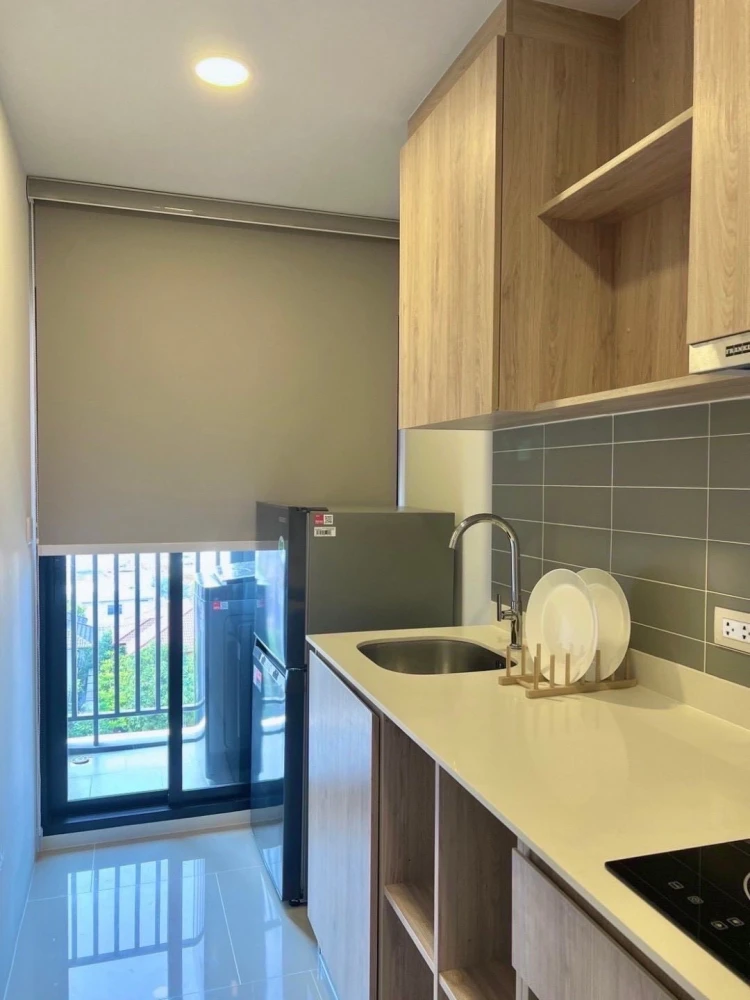 Condo for rent, Chewathai Pinklao, furnished room, ready to move in, complete with furniture and electrical appliances. If you don't reserve, you'll r