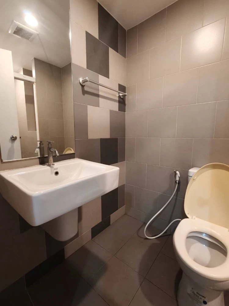 For rent!! Condo Chewathai Phetkasem 27, 12th floor, fully furnished, ready to move in, good price, don't miss it!!