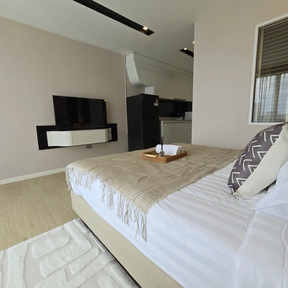 Condo for rent, City Center Residence, ready to move in, furnished, ready to reserve now.