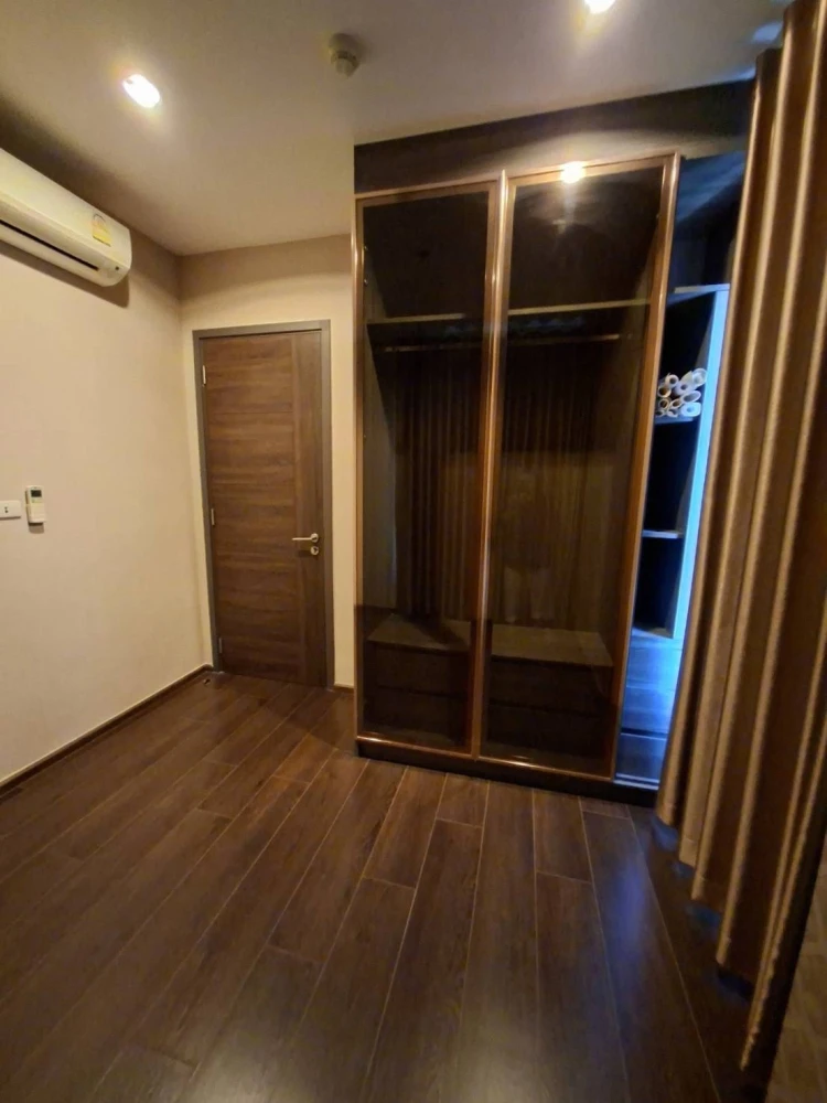 Luxury condo for rent at C Ekkamai. Beautiful and comfortable. Book now!!