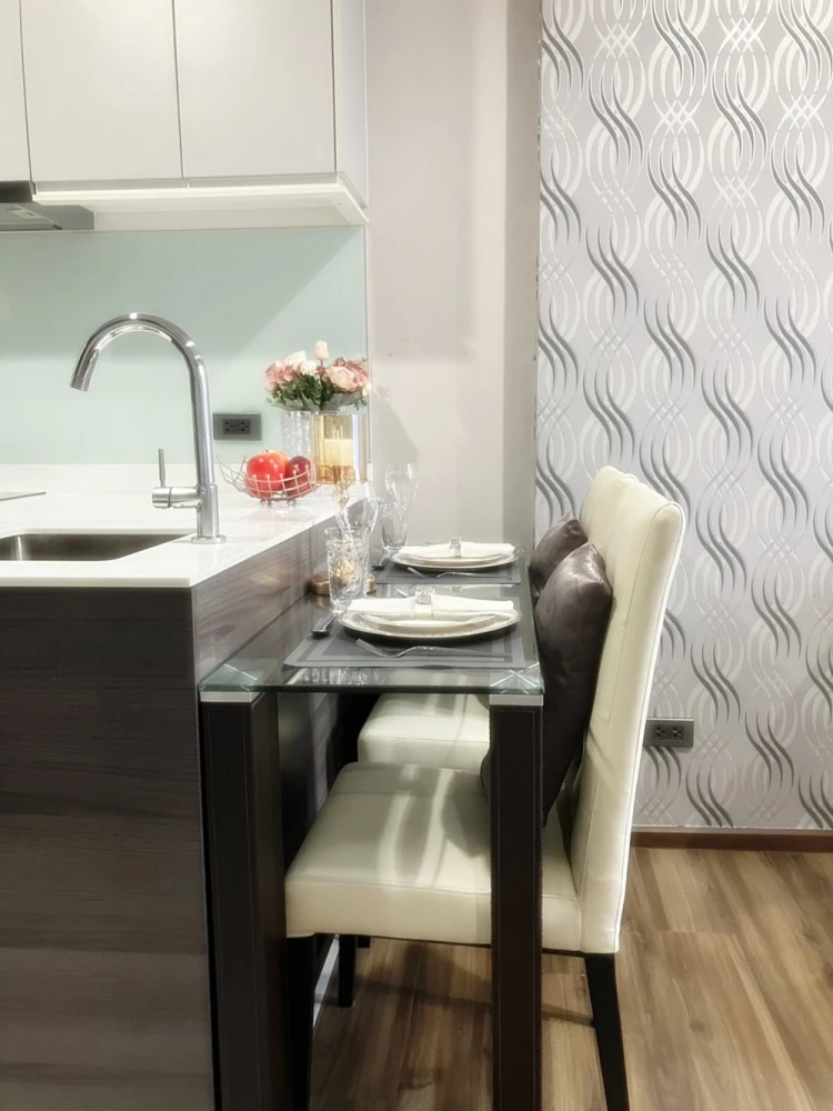 For rent!! Condo Seal by Sansiri Ekamai, 3rd floor, Building C, perfectly meets all your lifestyle needs. Hurry and book now!!