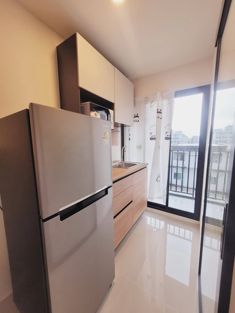 Condo down payment for sale, The Origin Bang Khae, 6th floor, city view, open and airy, not hot, convenient to travel. Hurry and reserve before you mi