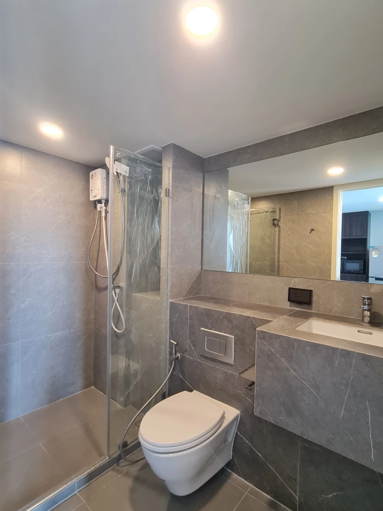 Condo for rent, The Origin, Plug and Play, Ramintra, spacious room, comfortable, corner room, city view outside, comes with complete facilities, book