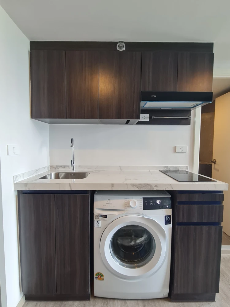 Condo for rent, The Origin, Plug and Play, Ramintra, spacious room, comfortable, corner room, city view outside, comes with complete facilities, book