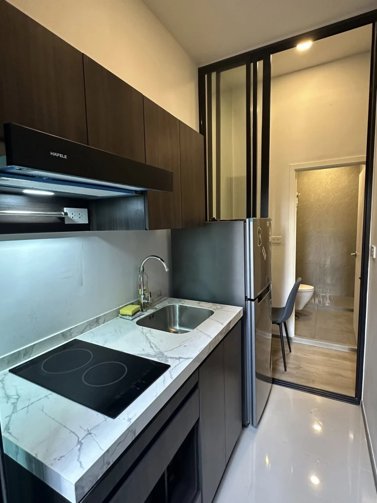 Condo for rent, The Origin Plug and Play, Ramintra, well separated rooms, not too expensive, hurry to move in and reserve.