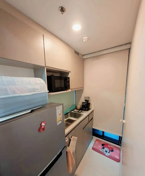Condo for rent, The Origin Ramkhamhaeng 209 Interchange. Corner unit, maximum privacy. The wall behind the bed doesn't share a wall with anyone else's