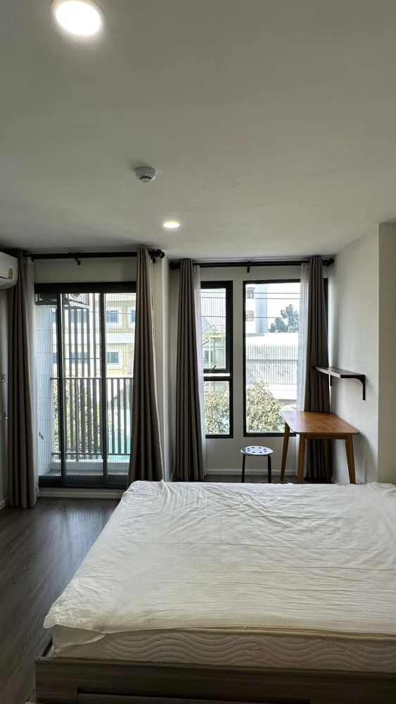 For rent!! Condo The Origin Ramintra 83 Station, 3rd floor, Building D, fully furnished, ready to move in, don't miss it!!
