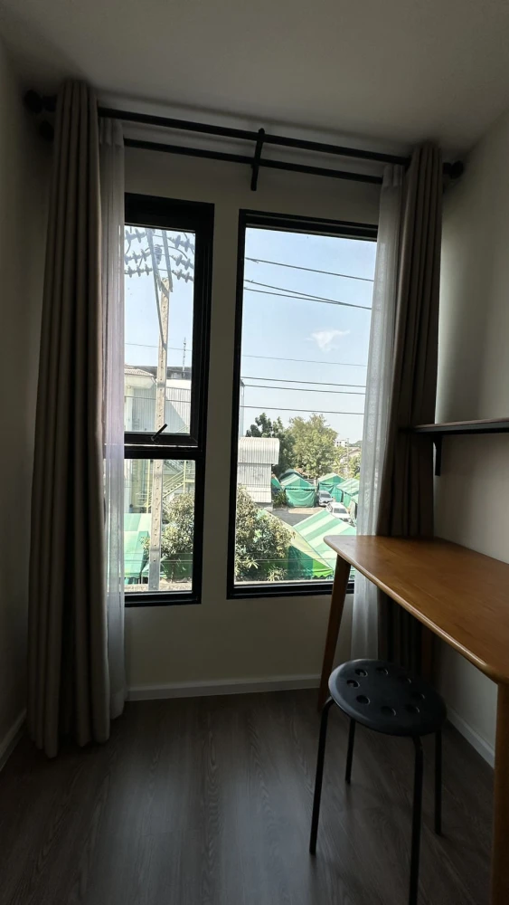 For rent!! Condo The Origin Ramintra 83 Station, 3rd floor, Building D, fully furnished, ready to move in, don't miss it!!