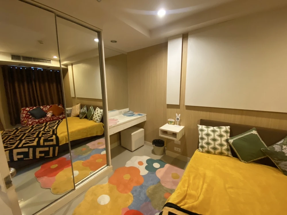For rent!! Condo The Inspire Place ABAC Rama 9, 16th floor, Building A, fully furnished, nice room, good location, don't miss it!!