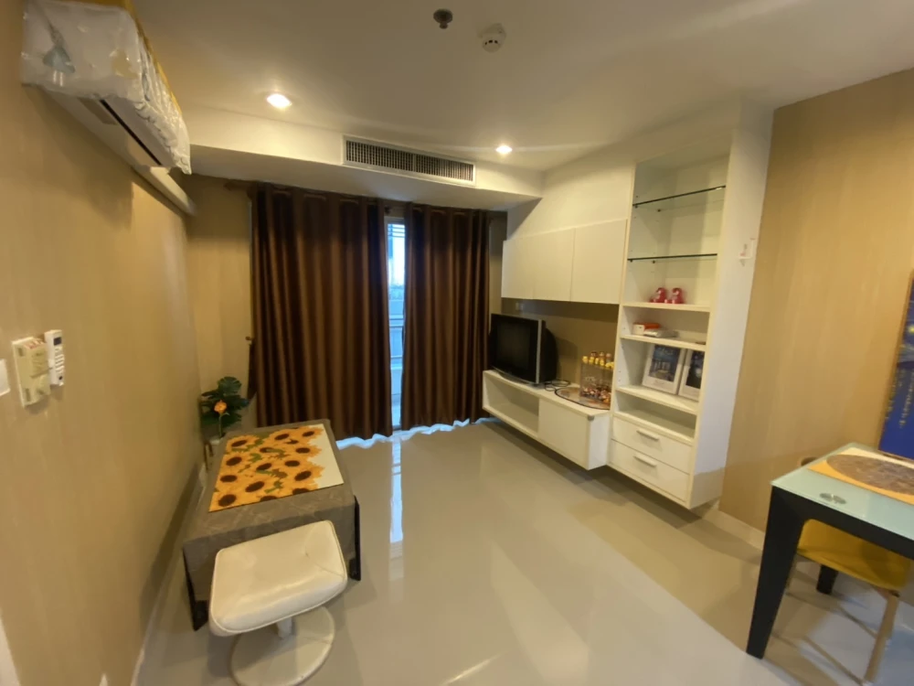 For rent!! Condo The Inspire Place ABAC Rama 9, 16th floor, Building A, fully furnished, nice room, good location, don't miss it!!