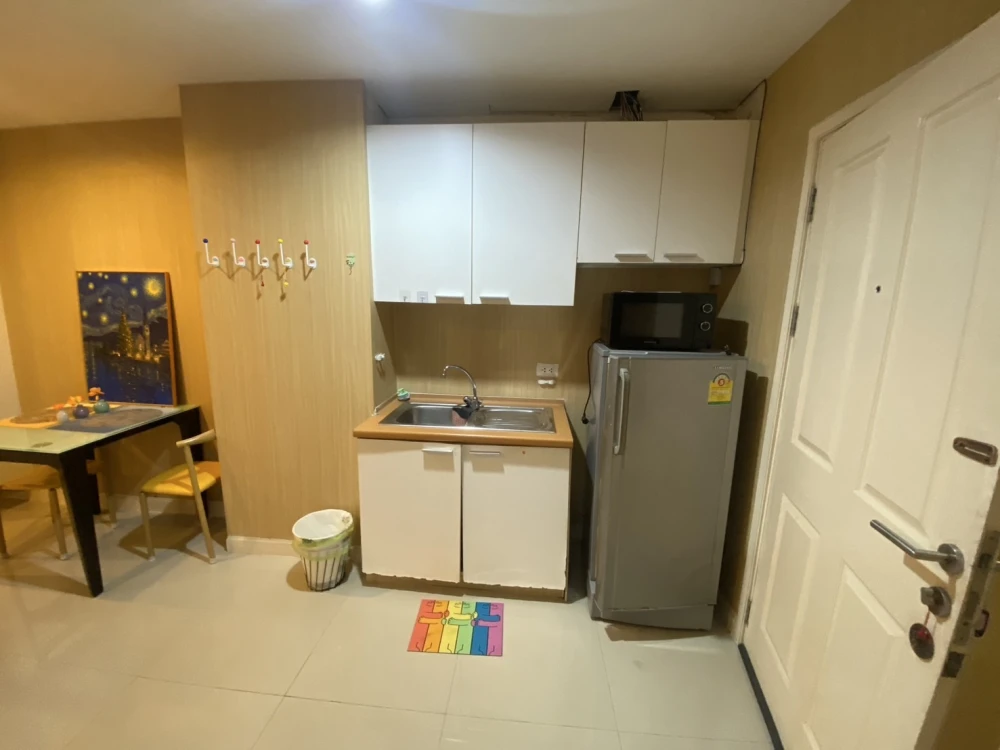 For rent!! Condo The Inspire Place ABAC Rama 9, 16th floor, Building A, fully furnished, nice room, good location, don't miss it!!