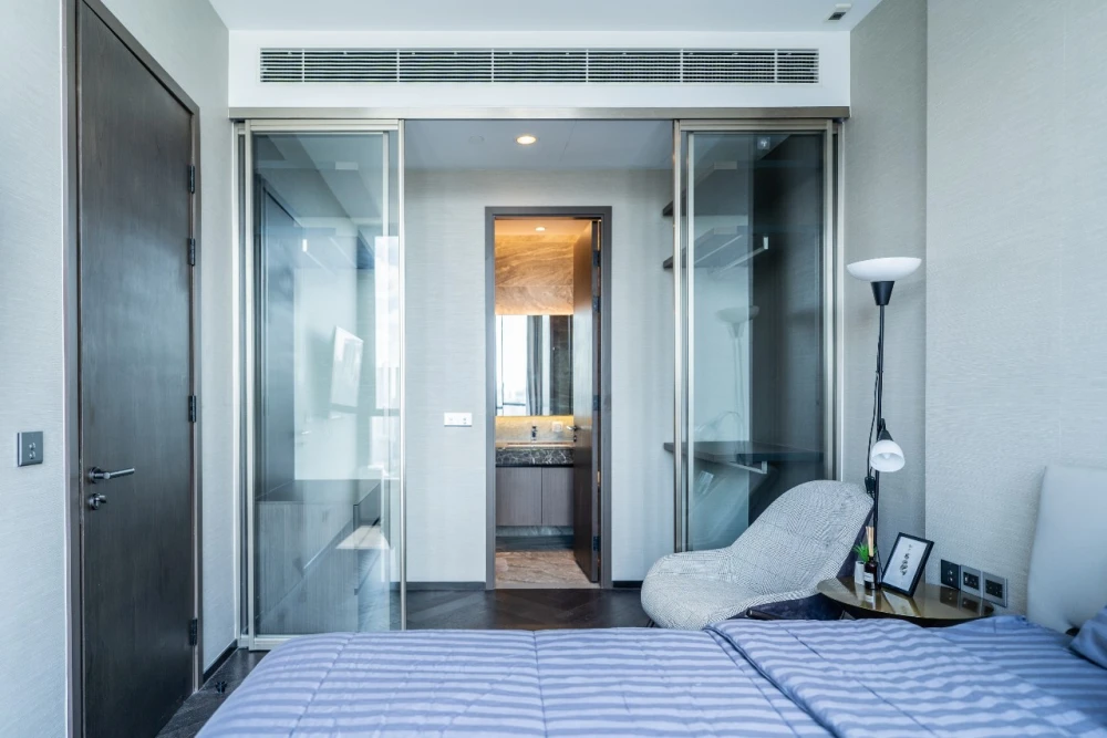 Condo for rent, The Esse Sukhumvit 36, next to BTS Thonglor.