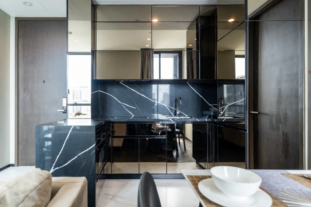 Condo for rent, The Esse Sukhumvit 36, next to BTS Thonglor.