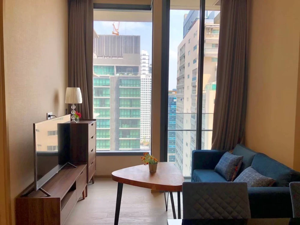 For rent!! Condo The Esse Asoke, 25th floor, beautiful room, fully furnished, ready to move in! Reserve now!!