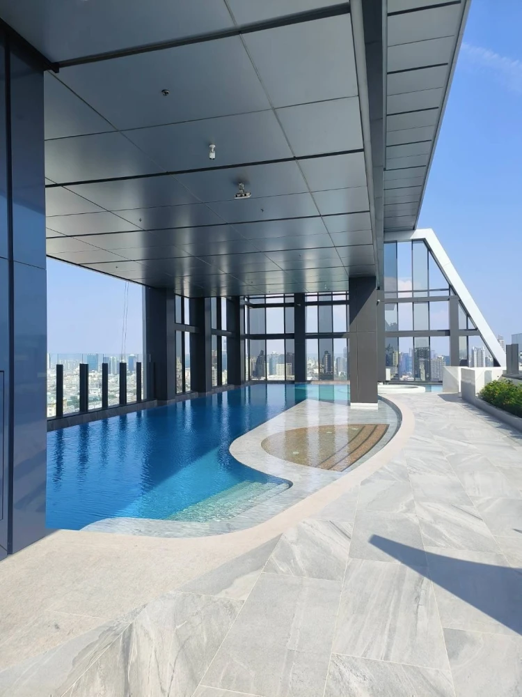For rent!! Condo The Extro Phayathai - Rangnam, 7th floor. Luxurious condo, beautiful 1 bedroom, fully furnished, ready to move in. Don't miss out!!