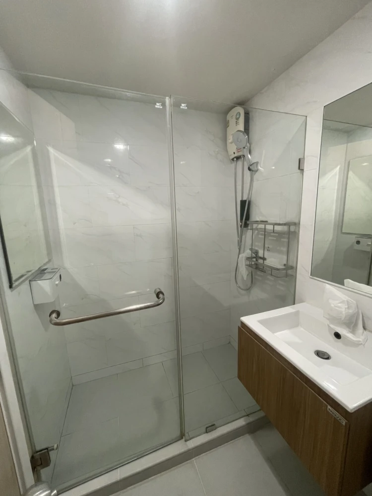 For rent!! Condo The Excel Udomsuk, 2nd floor, beautiful room, ready to move in immediately, don't miss it!!