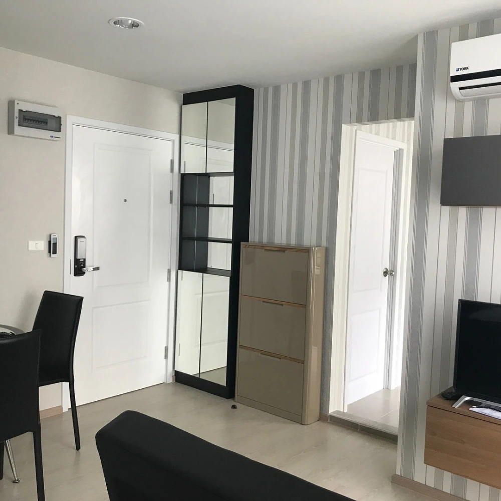 For Rent!! The Excel Hybrid Lasalle 8 Condo, beautiful unit, fully furnished, ready to move in! Don't miss out!!