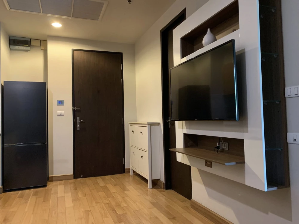 Condo for rent! The Address Chidlom, 2nd floor, swimming pool view, fully furnished, ready to move in! Reserve now!!