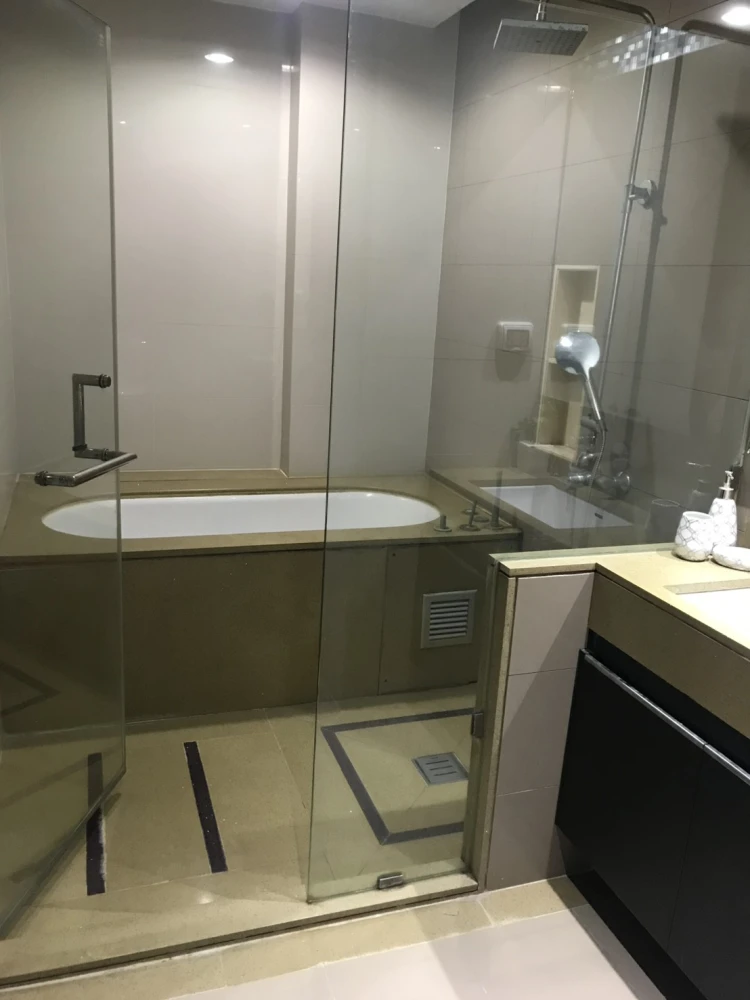 Condo for rent, The Address Pathumwan, near BTS, beautiful room, fully furnished Don't miss it!!