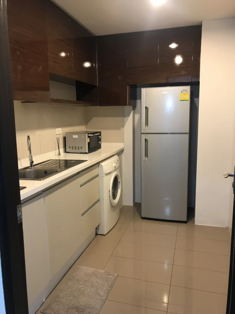 Condo for rent, The Address Pathumwan, near BTS, beautiful room, fully furnished Don't miss it!!