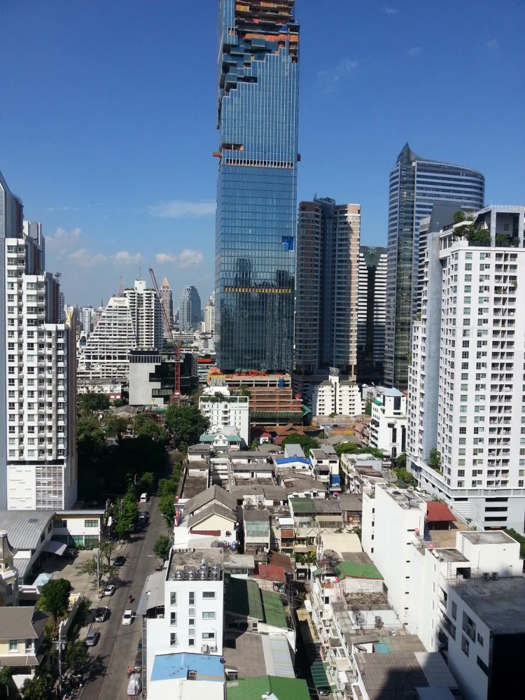 For rent!! Condo The Address Sathorn, room number 98/264, good location with many amenities, hurry to book!!