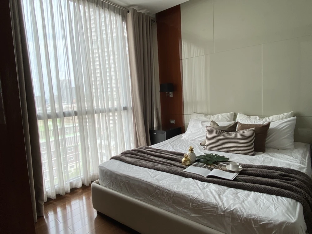For rent!! The Address Sukhumvit 28 Condo, good location, ready to move in, convenient transportation, don't miss it!!