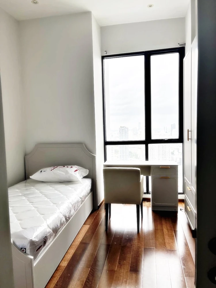For rent!! Condo The Address Sukhumvit 28, fully furnished, ready to move in, don't miss it!!