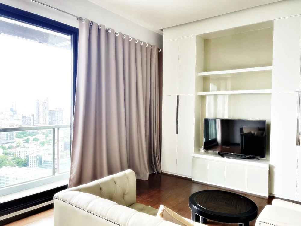 For rent!! Condo The Address Sukhumvit 28, fully furnished, ready to move in, don't miss it!!