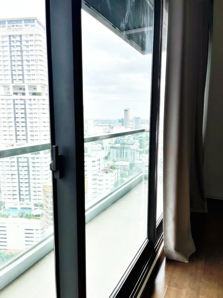 For rent!! Condo The Address Sukhumvit 28, fully furnished, ready to move in, don't miss it!!