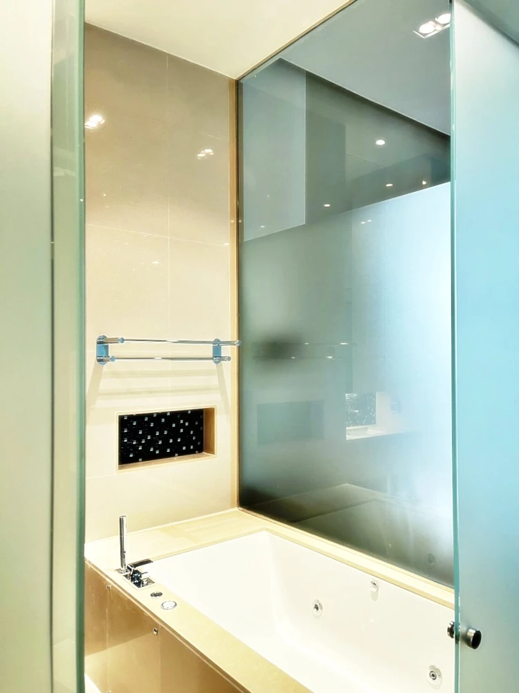For rent!! Condo The Address Sukhumvit 28, fully furnished, ready to move in, don't miss it!!