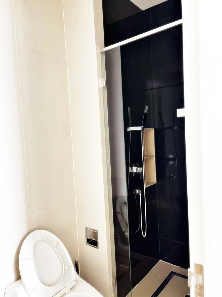 For rent!! Condo The Address Sukhumvit 28, fully furnished, ready to move in, don't miss it!!
