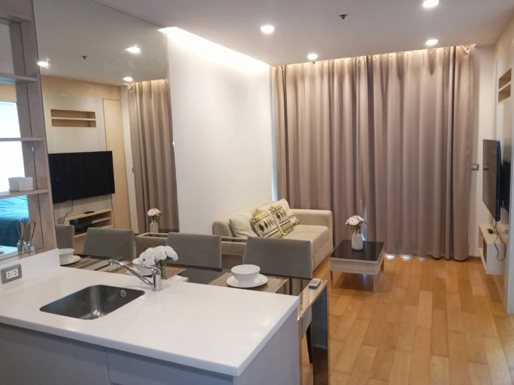 Condo for rent, The Address Asoke, ready to move in.