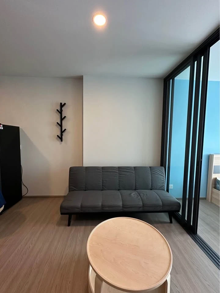 Condo for rent! The Aspire Rama 4, 10th floor, beautiful and very livable. Fully furnished, ready to move in. Reserve now!!