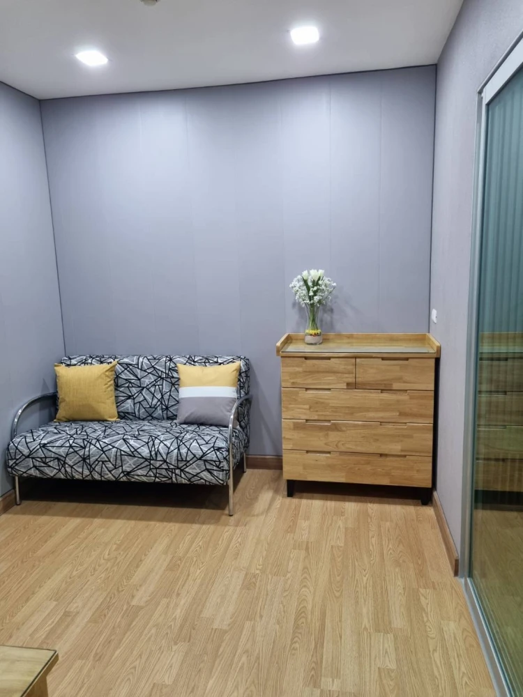 Condo for rent The Aspire Rama 4, east-facing, pool and city view, high floor, beautiful room, nice to live in!!