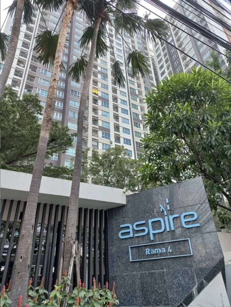 Condo for rent The Aspire Rama 4, east-facing, pool and city view, high floor, beautiful room, nice to live in!!