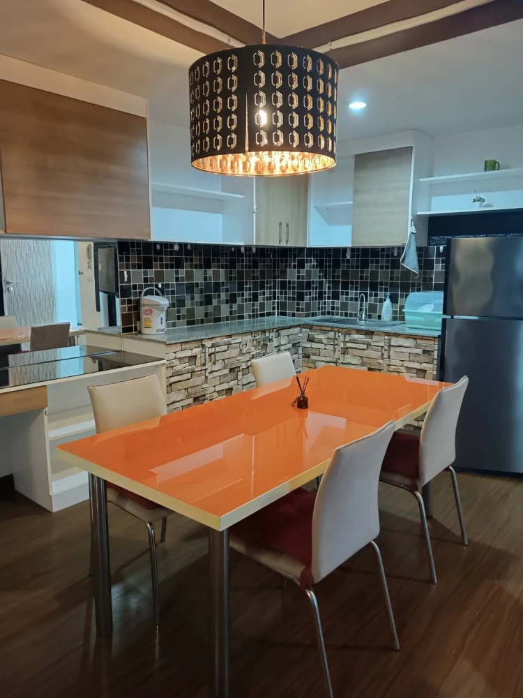 For rent!! Condo The Iris Rama 9-Srinakarin, 5th floor, beautiful Motorway view, fully furnished, ready to move in, don't miss it!!