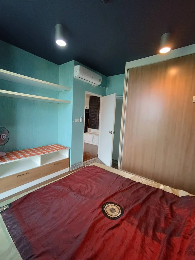 For rent!! Condo The Iris Rama 9-Srinakarin, 5th floor, beautiful Motorway view, fully furnished, ready to move in, don't miss it!!