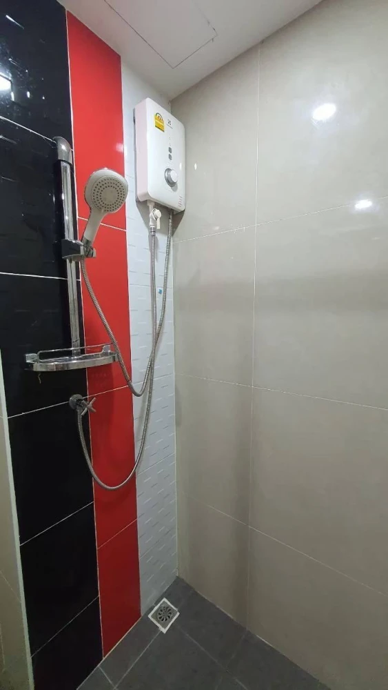 Condo for rent, The Oscar Phetkasem 58, ready to move in, furnished + 6 complete electrical appliances, good price, easy on the pocket, book now befor