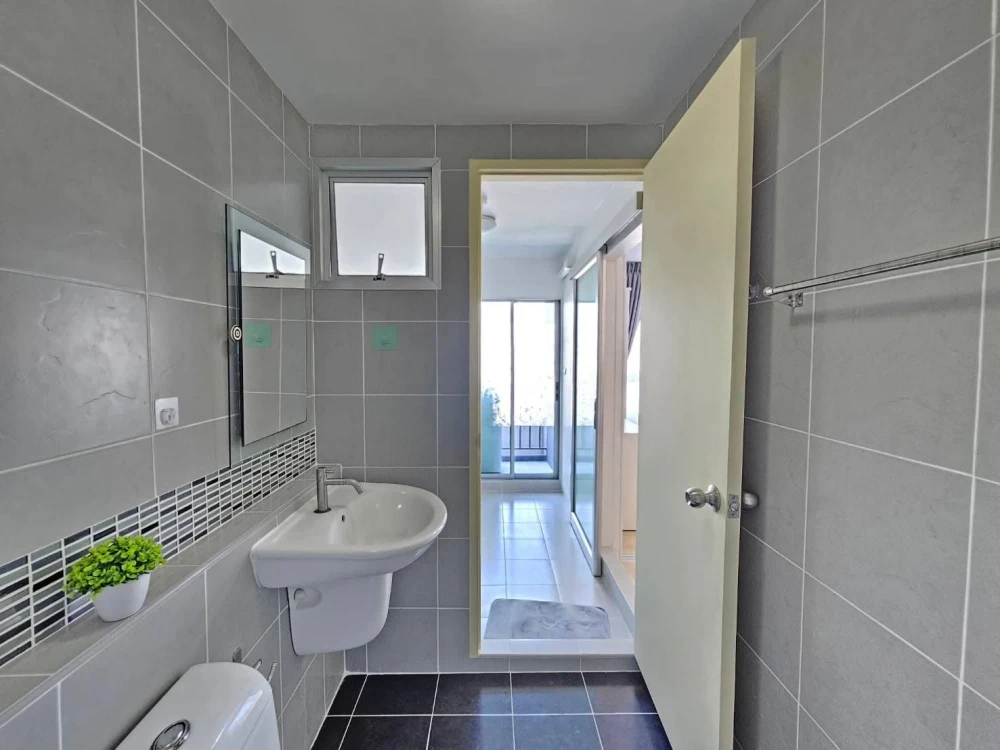 Condo for rent at D Condo Ramkhamhaeng 64, 29 sq m., fully furnished, ready to move in. Don't miss out!