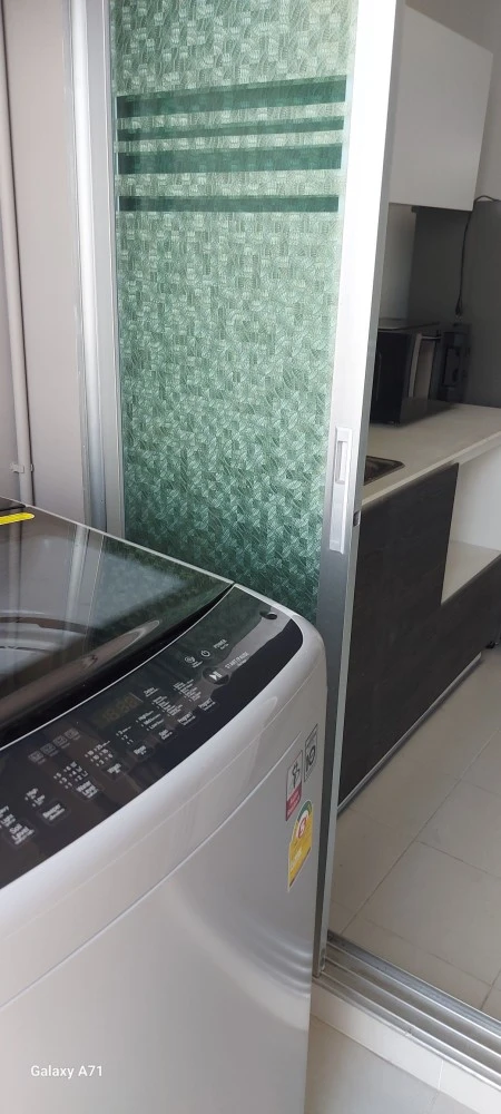 Condo for rent, Dbura Phran Nok, warm room, stunning city view, fully furnished, washing machine included, very worth booking