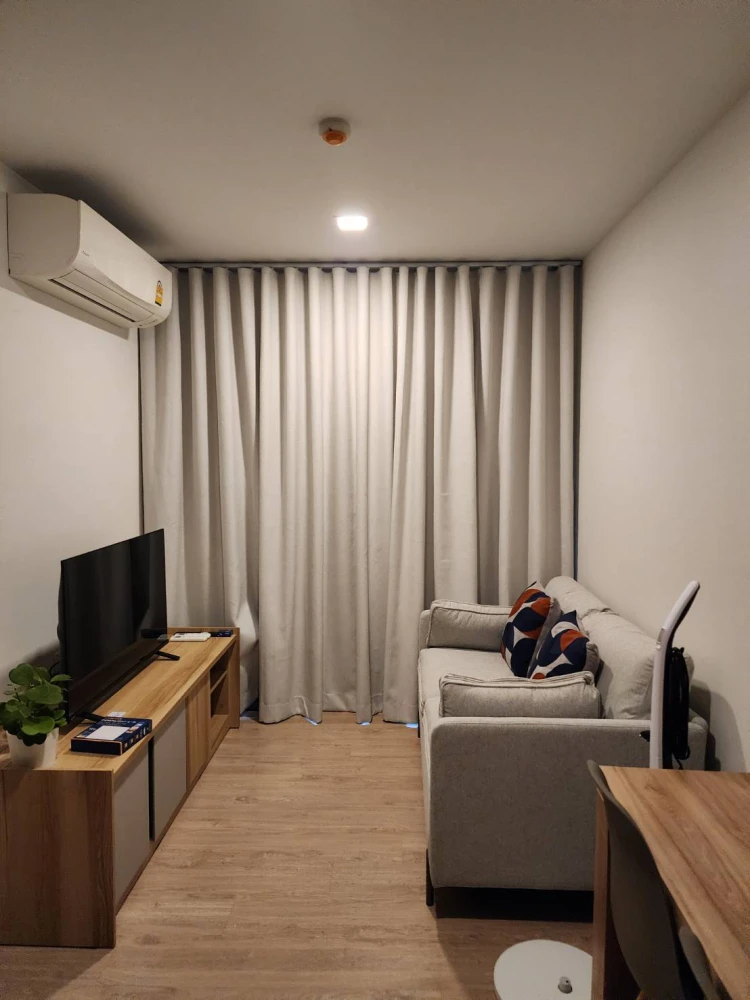 For rent!! Condo Taka House Ekkamai 12, 8th floor, Building B, beautiful room, fully furnished, ready to move in, don't miss it!!