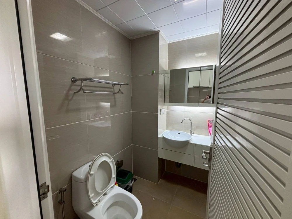 For rent!! Condo T.C. Green, 23rd floor, Building B, beautiful room, fully furnished, ready to move in. Don't miss it, hurry and book now!!