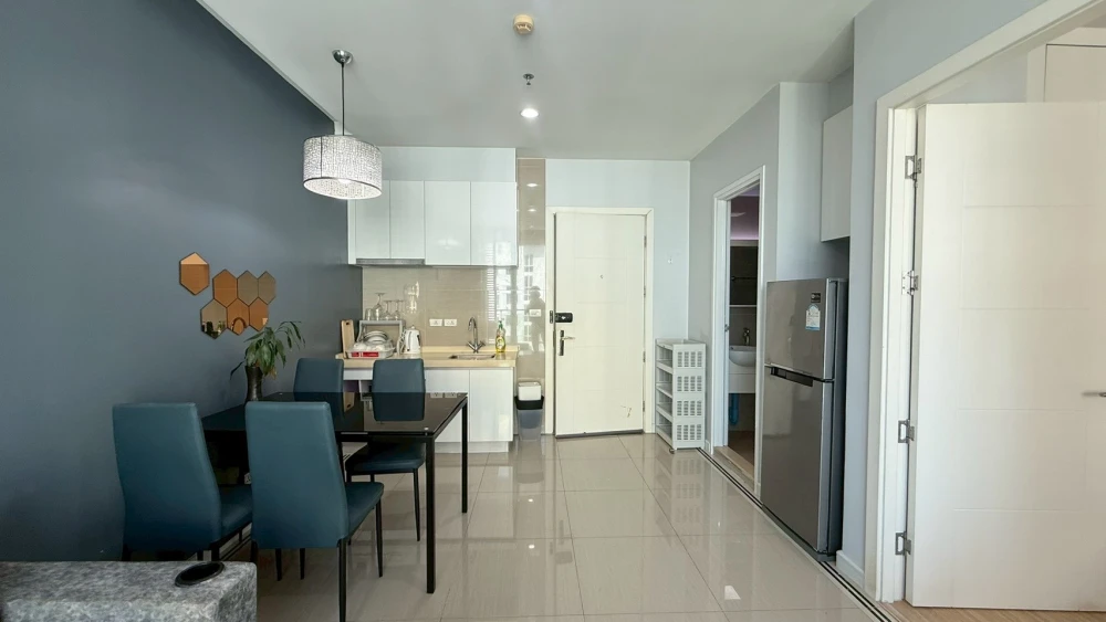 For rent!! Condo T.C. Green, 29th floor, Building D, beautifully decorated room, good location, ready to move in immediately, don't miss it!!