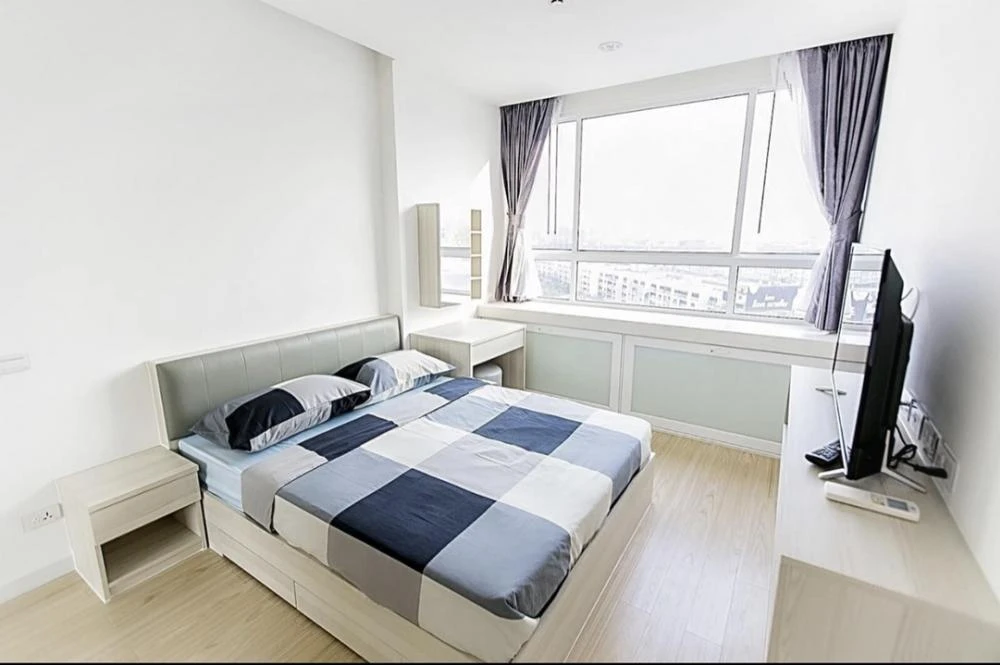 For rent!! Condo T.C. Green, 30th floor, garden view, beautiful room, ready to move in, don't miss it!!