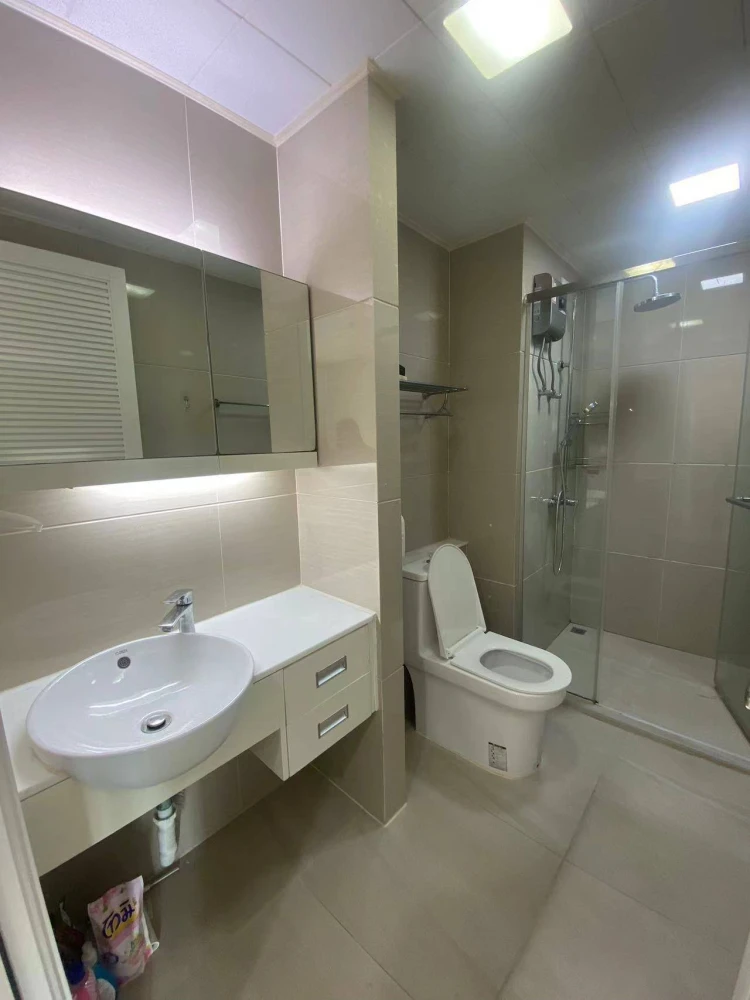 For rent!! T.C. Green Condo, 8th floor, Building B, fully furnished, ready to move in, don't miss it!!