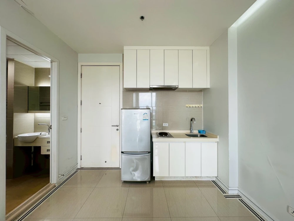 For rent: TC Green Condo, ready to move in, fully furnished + electrical appliances, just bring your bag++++